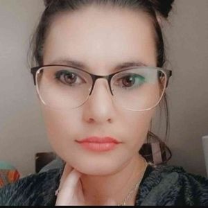 Meet your Posher, Anitra